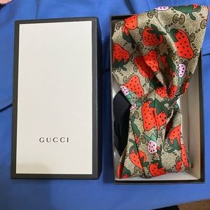 Gucci Strawberry Headband